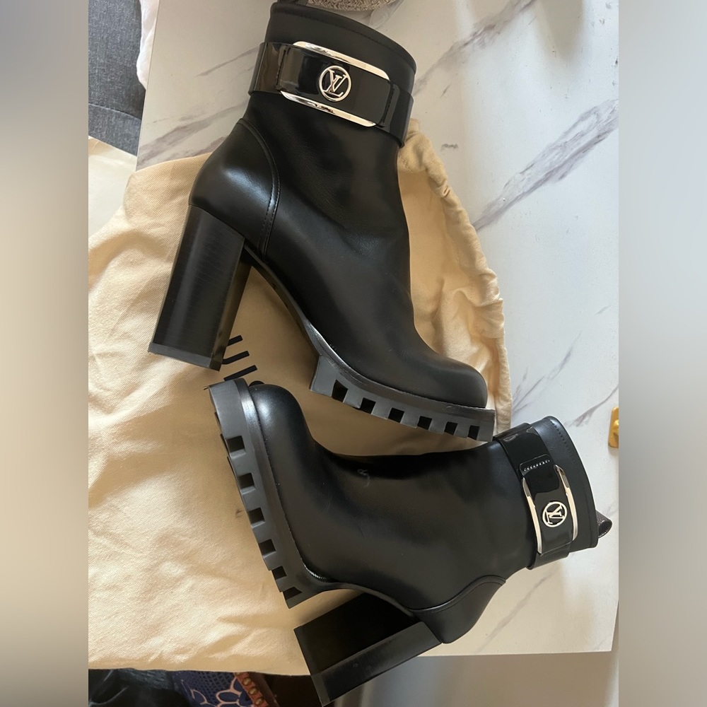 Louis Vuitton Star Train Ankle boot